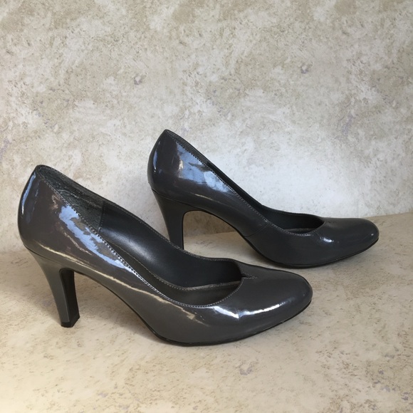 2 Pairs Heels Bundle - Picture 4 of 16